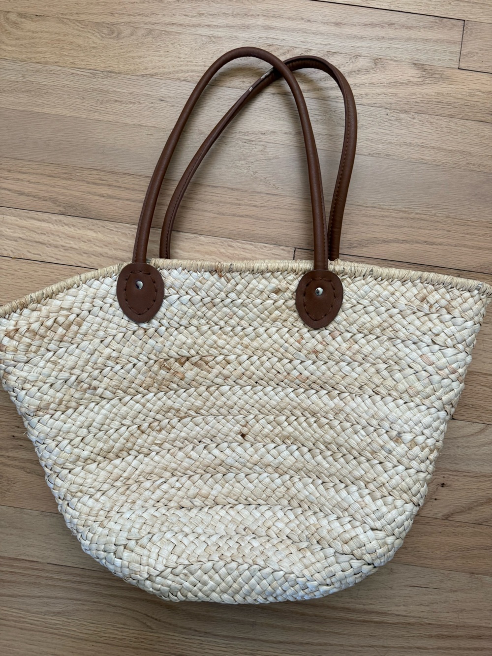 Straw “Bonjour” Beachy Vacation Tote - Picture 4 of 5